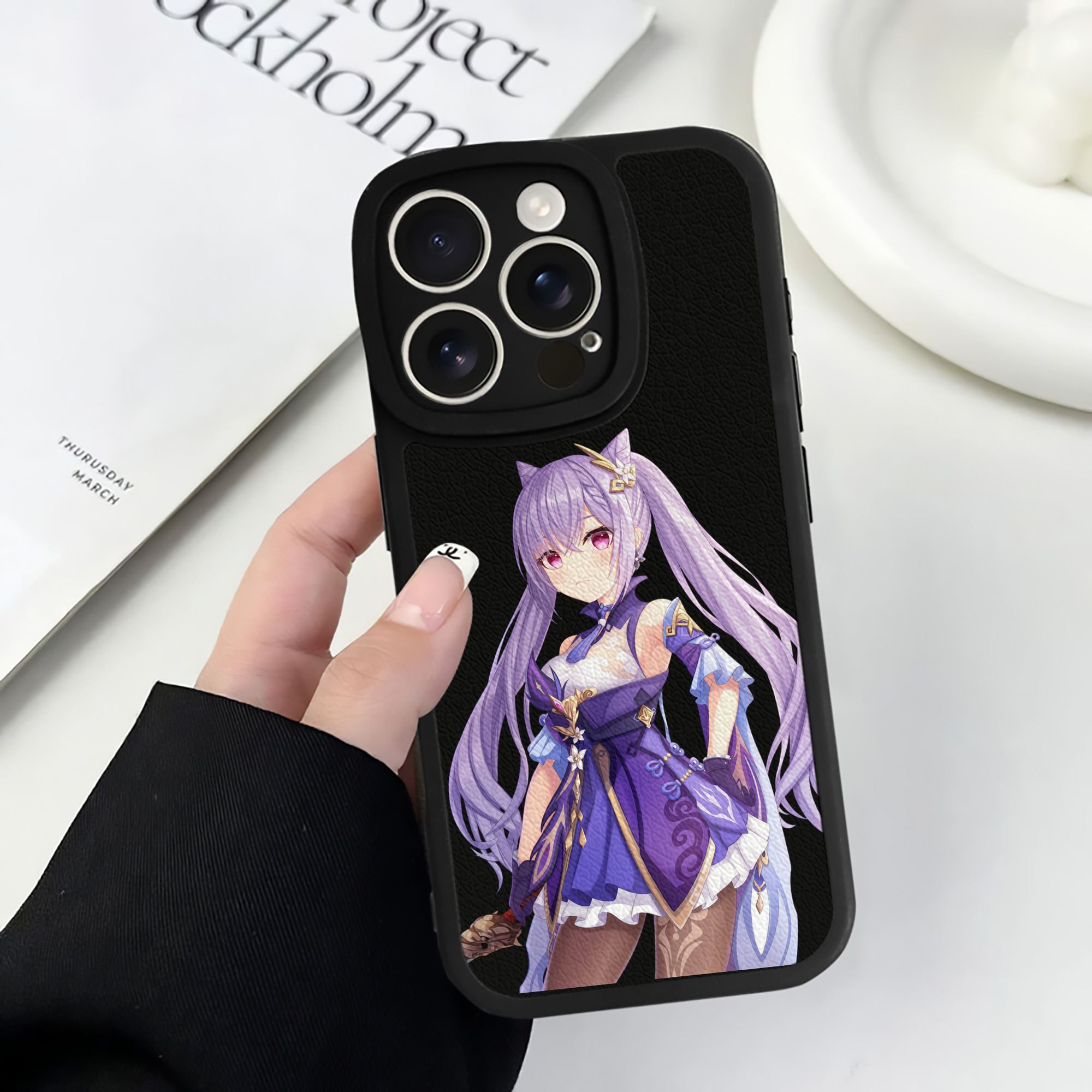 げんし神 刻晴 こくせい genshin Kokusei 【iPhone 16シリーズ対応】シリコンスマホケース（レザー調） 材質：シリコン